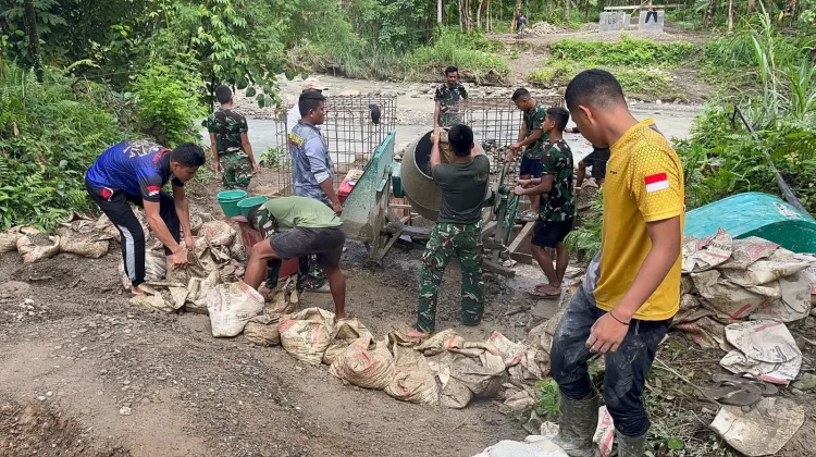 Satgas Karbak TNI AD Genjot Pembangunan Jembatan di Nias