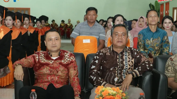 Wisuda 78 Bidan Muda, Pemko Dorong SDM Kesehatan Unggul