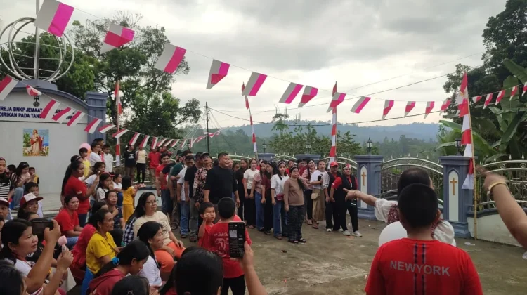 Semarak HUT RI Ke-81 Komisi Perempuan BNKP Jemaat Moi