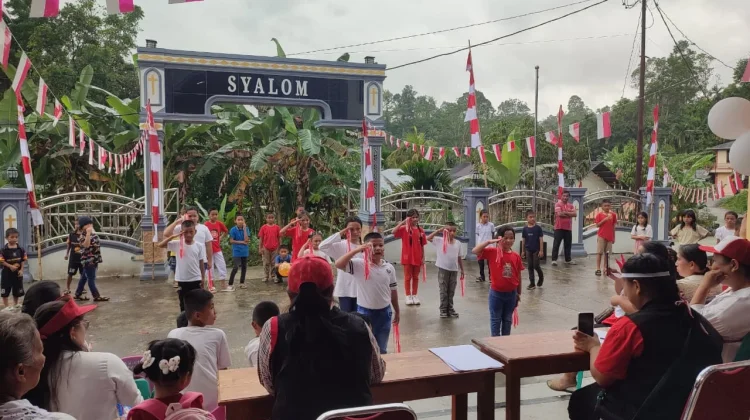 Semarak HUT RI Ke-81 Komisi Perempuan BNKP Jemaat Moi