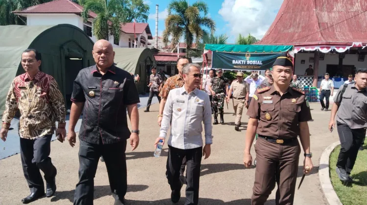 Bupati Nias Utara Hadiri Penutupan Karbak Skala Besar TNI-AD di Lapangan Merdeka