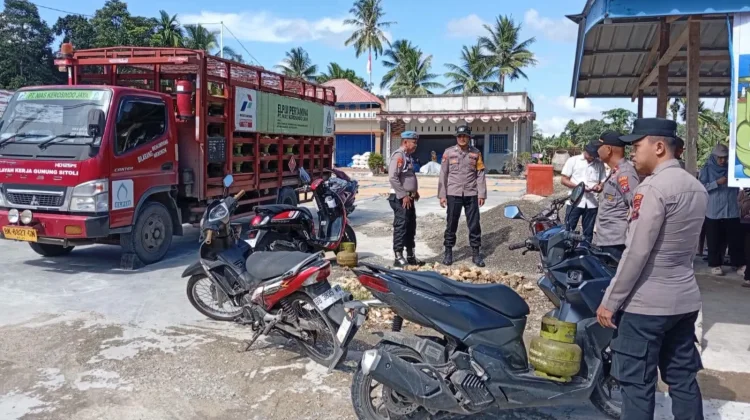 Operasi Pasar LPG 3 Kg di Gunungsitoli Idanoi, Harga Sesuai HET dan Tepat Sasaran