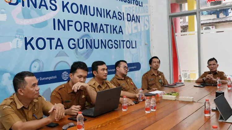 Diskominfo Gunungsitoli Bekali Siswa Prakerin Hadapi Era Digital