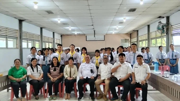 Pengurus PMR SMA Negeri 1 Gido Resmi Dilantik