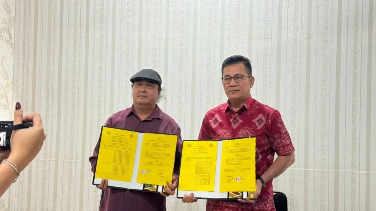 Bupati Nias Selatan Tandatangani Kerja Sama dengan Unika St. Thomas Medan