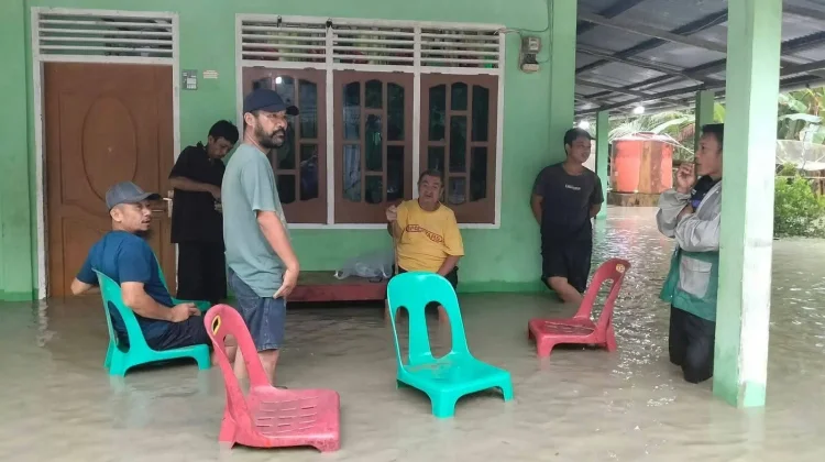 Intensitas Hujan Tinggi, Sejumlah Permukiman di Nias Barat Terendam Banjir
