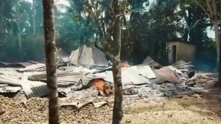 Kebakaran Hanguskan Rumah Warga di Desa Simandraolo