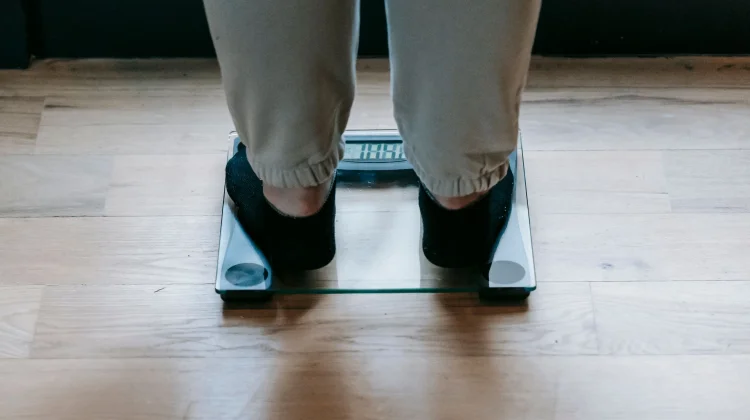 Semakin Bertambah Usia, Berat Badan Makin Sulit Turun?