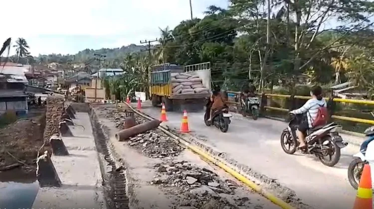 Proyek Jembatan Moawo Picu Kemacetan, Kadus Minta Dishub Turun Tangan
