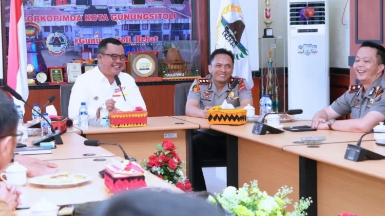 Kapolres Nias Silaturahmi ke Kantor Wali Kota Gunungsitoli