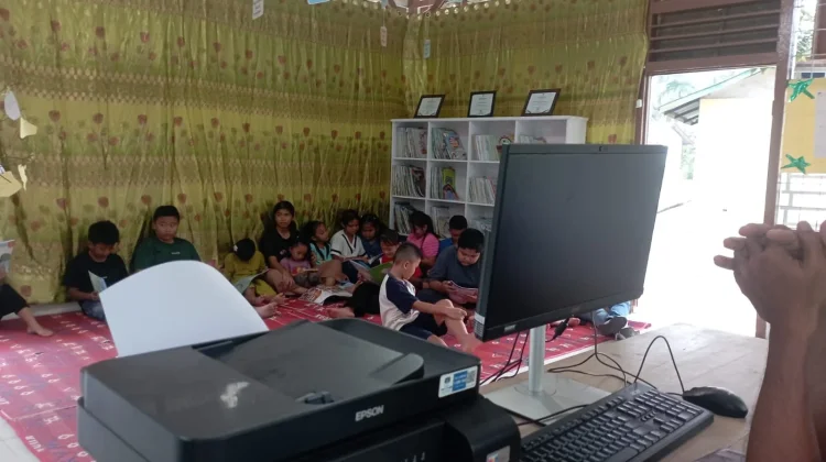 Pembinaan Perpustakaan Desa dalam Meningkatkan Literasi di Desa