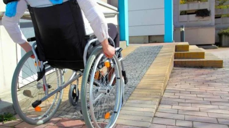 Pentingnya Akomodasi Penyandang Disabilitas dalam Pelayanan Publik
