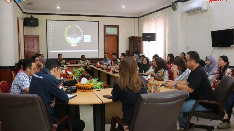 Dekranasda Kota Gunungsitoli Mengurai Tantangan Nyata Perajin Daerah
