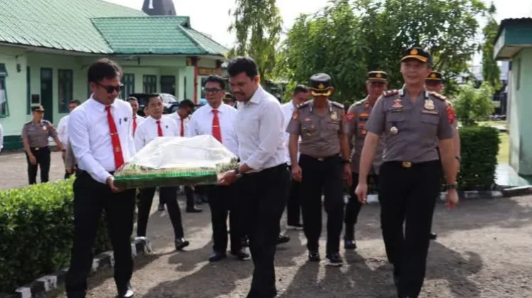 Wakapolres Nias Hadiri HUT TNI ke-81 di Makodim 0213/Nias
