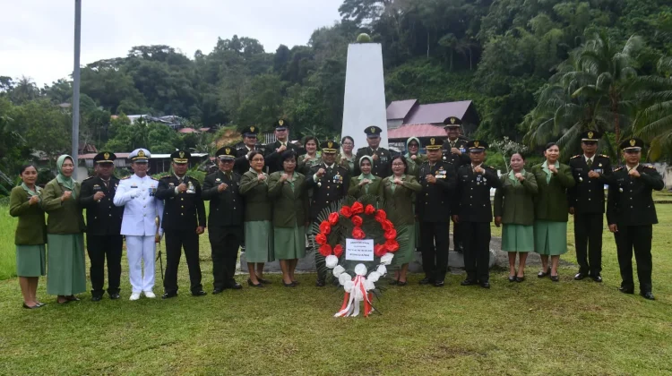 Sambut HUT ke-81 TNI, Kodim 0213/Nias Ziarah Nasional di TMP Gunungsitoli