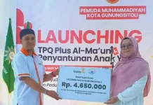 Launching TPQ Plus Al Ma'un Lazismu Salurkan Bantuan