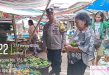 Bhabinkamtibmas Polres Nias Gelar DDS di Pasar Pagi