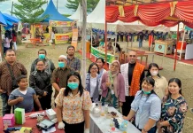 Uji Sampel Takjil di Ramadhan Fair Untuk Memastikan Keamanan