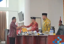 Wakil Bupati Nias Selatan Hadiri Rapat Paripurna DPRD