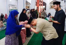 Sentuhan Kasih Ramadan, MMI dan CAPAS Berbagi Santunan dan Takjil