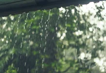 Kenapa Hujan Panas Bisa Bikin Sakit Kepala