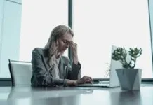 Tak Cuma Capek, Ini 6 Penyebab Burnout di Kantor yang Jarang Disadari