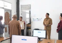 Wabup Nisel Tinjau UTBK-SNBT di SMKN 1 Telukdalam