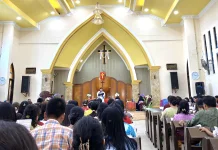 Ibadah Pentakosta I di HKBP Gunungsitoli Berlangsung Khidmat