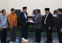 Paripurna, DPRD Kabupaten Nias Barat Tetapkan 18 Ranperda