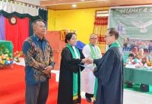 Pdt. Rinawati Zebua Resmi Layani BNKP Jemaat Laoya
