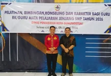 Dua Dosen Universitas Nias Bekali Guru Hadapi Era Generasi Stroberi