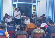 Disambut Hangat oleh Warga, Bupati Eliyunus: Ini Bukan Pencitraan