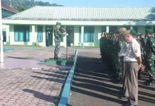 Kasdim Pimpin Upacara Bendera Bulanan di Kodim 0213/Nias