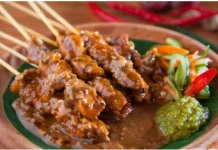 Sejarah Awal Pembuatan Hidangan Sate di Indonesia