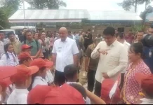 Gubsu Tinjau Pembangunan Gedung SMPN 4 Sitoluori, Janji Bantu Pembenahan Halaman