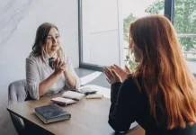 Orang Cerdas Lebih 'Pedas' saat Berbicara, Emang Benar?