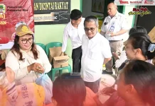 Interaksi Bupati Nias Dengan Warga di Desa Tetehosi, Kecamatan Idanogawo