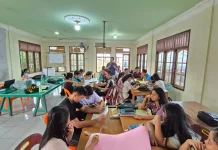 BNKP Denninger Hadirkan Pendiri Yayasan Gozena untuk Bina Remaja Katekisasi