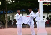 Upacara Penurunan Bendera Merah Putih di Kabupaten Nias