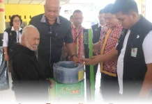 Pemkab Nias Utara Serahkan Bantuan Asistensi Rehabilitasi Sosial untuk Warga
