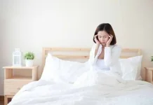 Bangun Langsung 'Cenat-Cenut', 5 Penyebab Sakit Kepala di Pagi Hari
