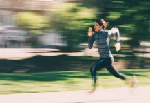 Bukan Sekadar Ngebut, Begini Cara Menaikkan Pace Lari