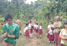 Merasa Belum Merdeka, Warga Terisolir di Nias Utara Desak Pembangunan Jalan
