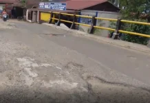 Jembatan Darurat Dipasang di Atas Jembatan Existing Idano Moawo Gununsgitoli