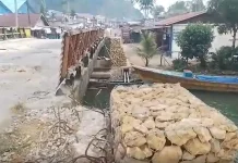 Proyek Jembatan Idano Moawo Molor, Tunggu Balok Girder Precast dari Luar Nias