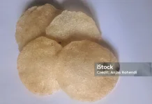 Mengenal Asal Usul Kerupuk Opak, Camilan Tradisional yang Tetap Digemari