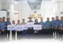 Ahli Waris Perangkat Desa di Nias Utara Terima Santunan BPJS Ketenagakerjaan