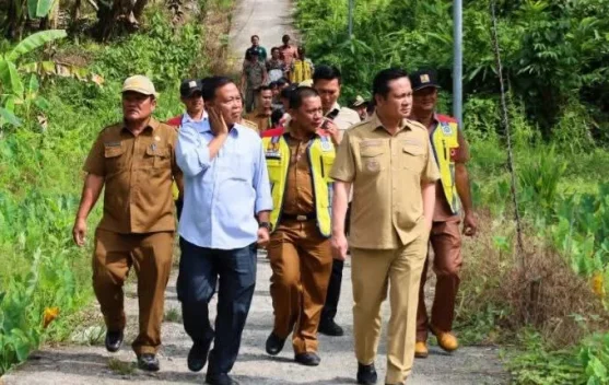 Bupati Eliyunus Tinjau Sejumlah Lokasi Pembangunan di Lahomi