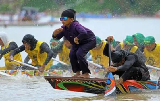 Pacu Jalur, Balimau Kasai dan Ronjok Poso, Tradisi Daerah yang Terus Lestari