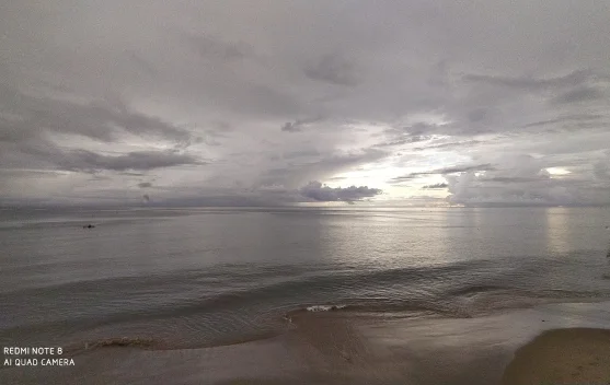 Pantai Jadi Sumber Penghasilan Masyarakat Pesisir